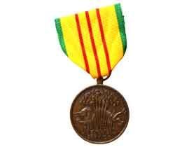 アメリカ軍ベトナム戦争従軍記章|コレクターズショップトモリンズ24