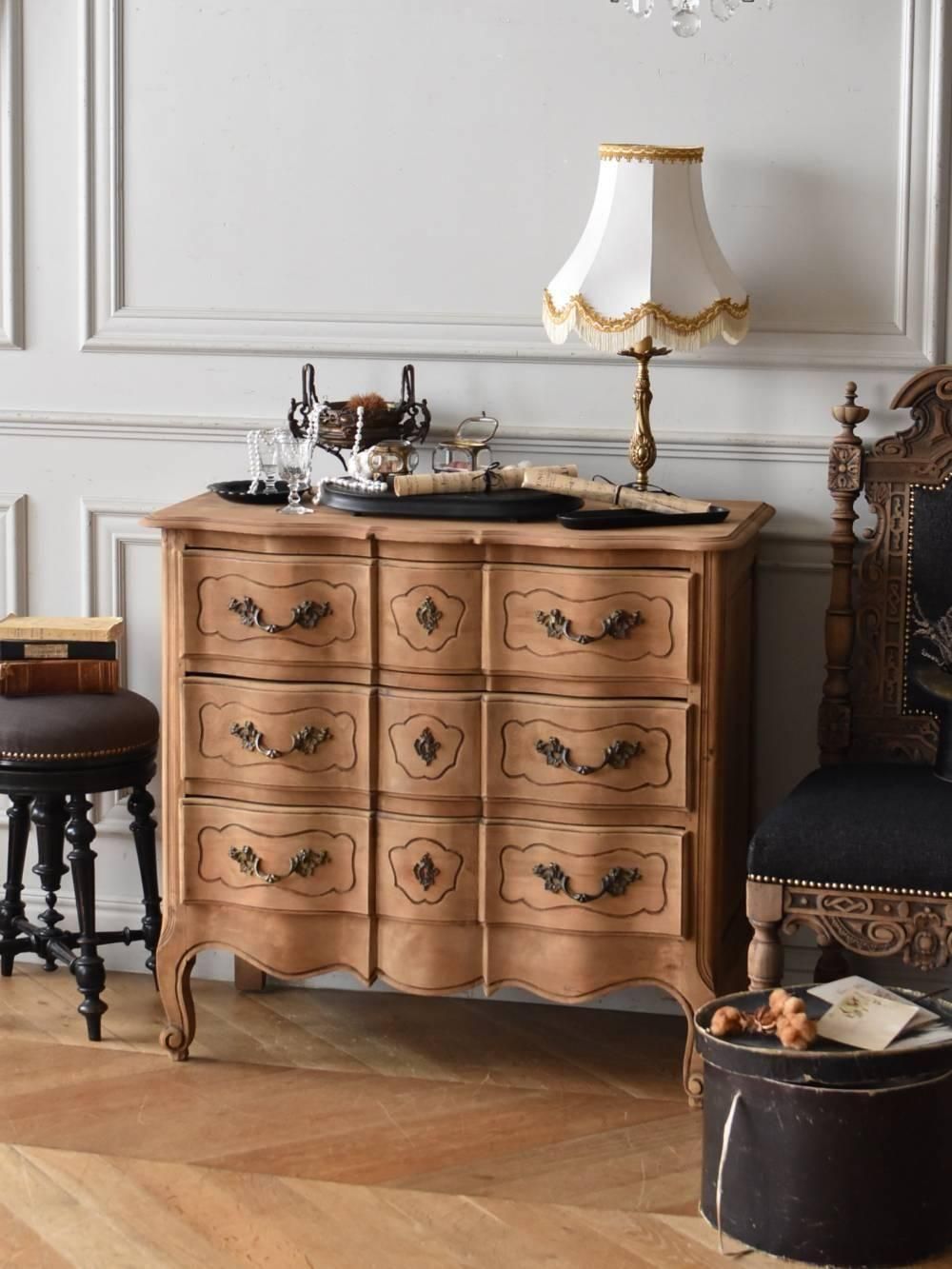 フレンチ3段チェスト.3 フランスアンティーク家具 コンソール 収納棚 猫脚