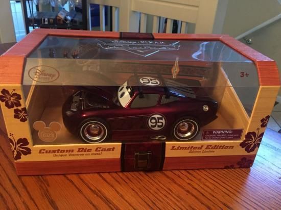 未開封】世界500台限定D23 エキスポ カーズ ライトニングマックイーン