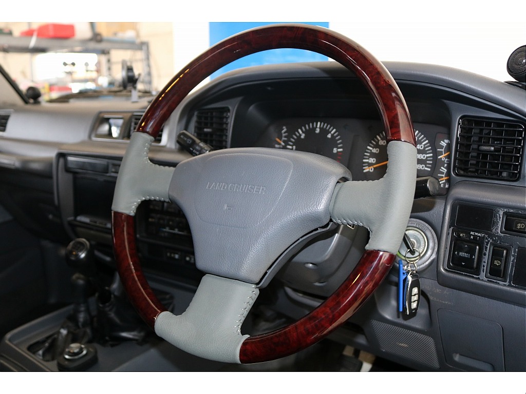 総額417.3万円】トヨタ ランドクルーザー80 4.5 VX 4WD(H08年式,22.9万