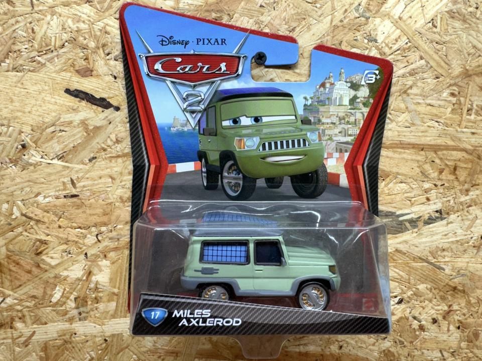 マテル カーズ アクセルロッド卿 ザンダップ教授 空港警備フィン+