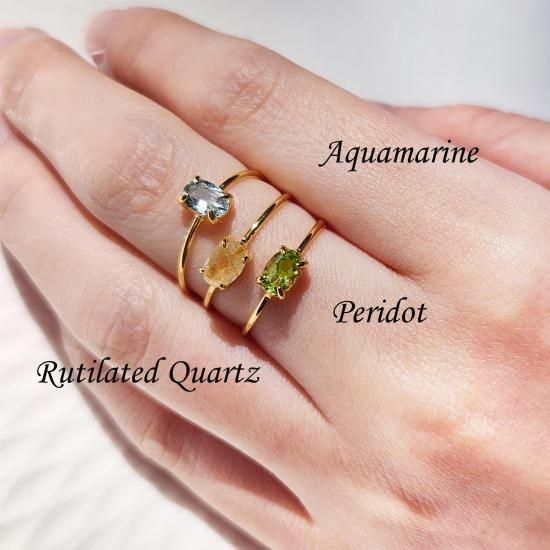 ペリドット6mmのオーバルファセット爪留めリング・縦横可 ～太陽の石