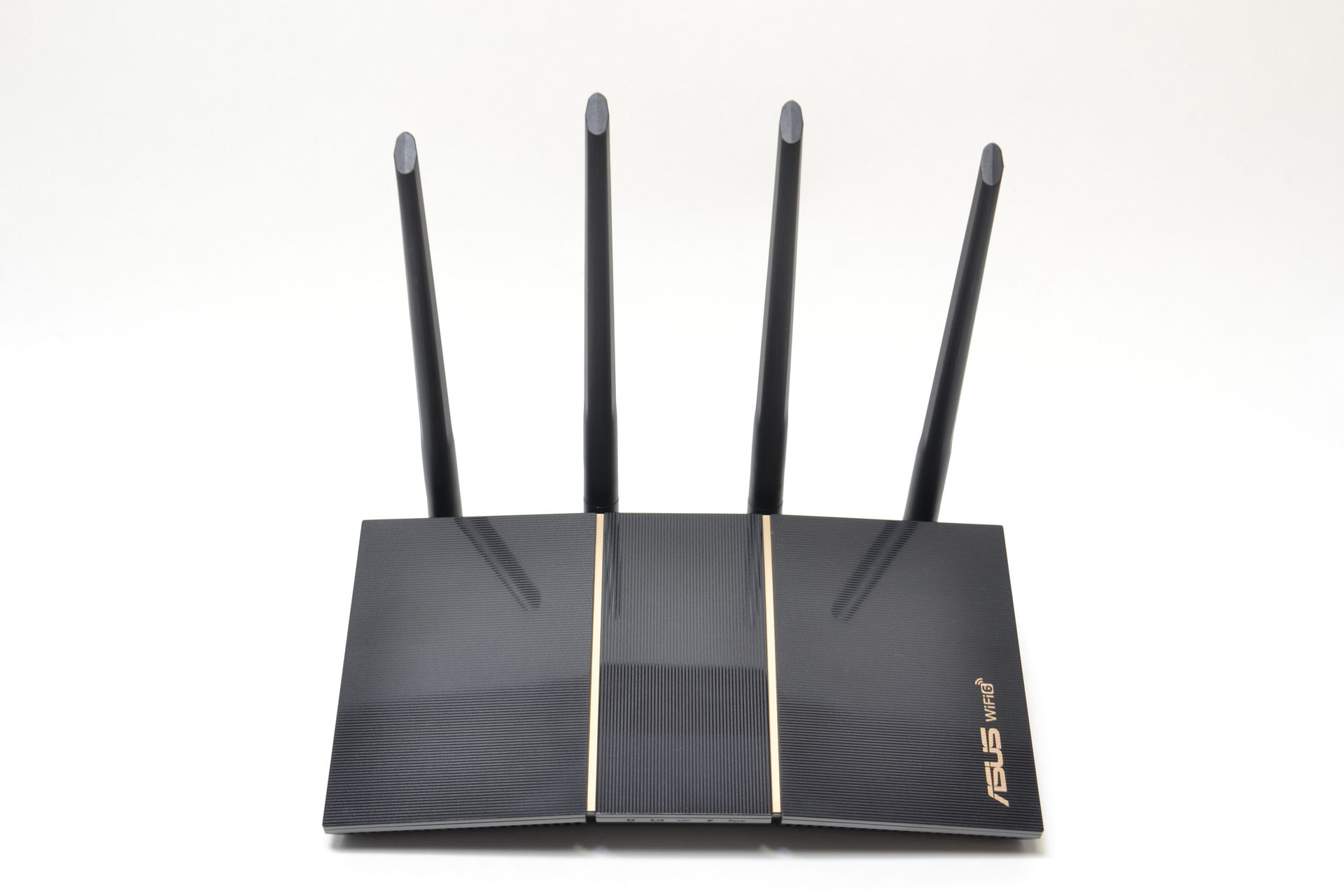 2402Mbpsに増速で1万円強！の高コスパWi-Fiルータ「RT-AX57」を試す