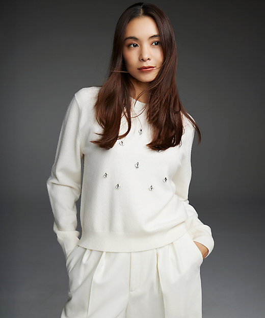 滝沢眞規子さん着用】ビジュー クルーネック ニット