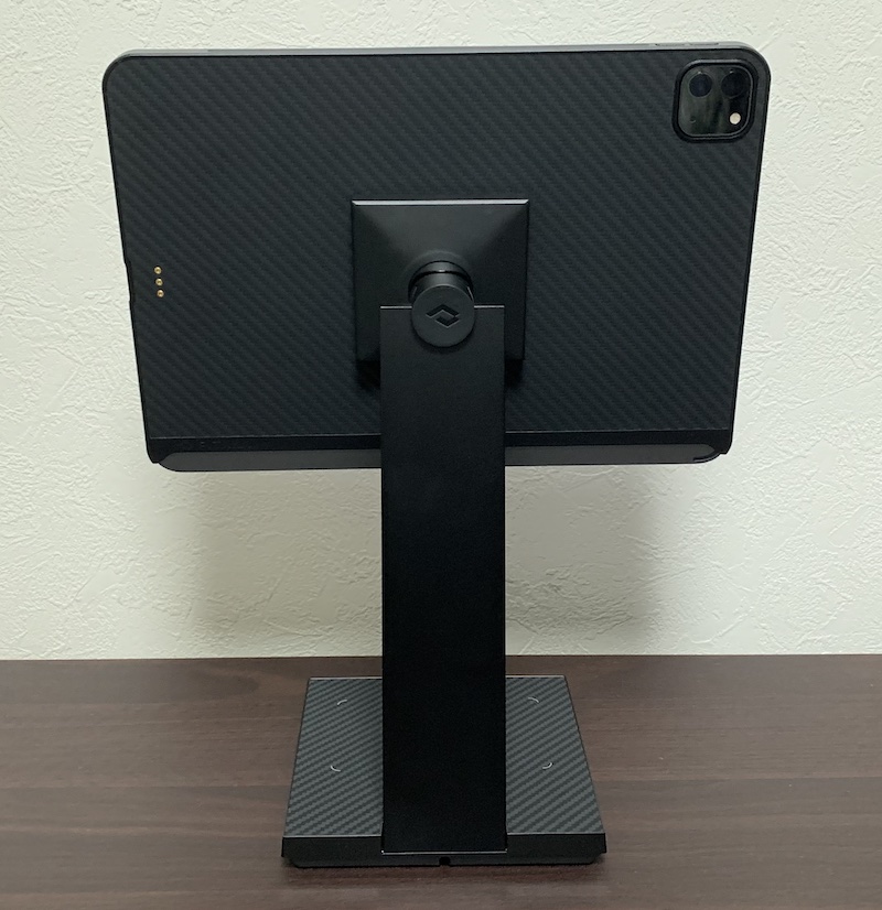 iPadに最適なマグネット式スタンドPITAKA「MagEZ Stand」をレビュー