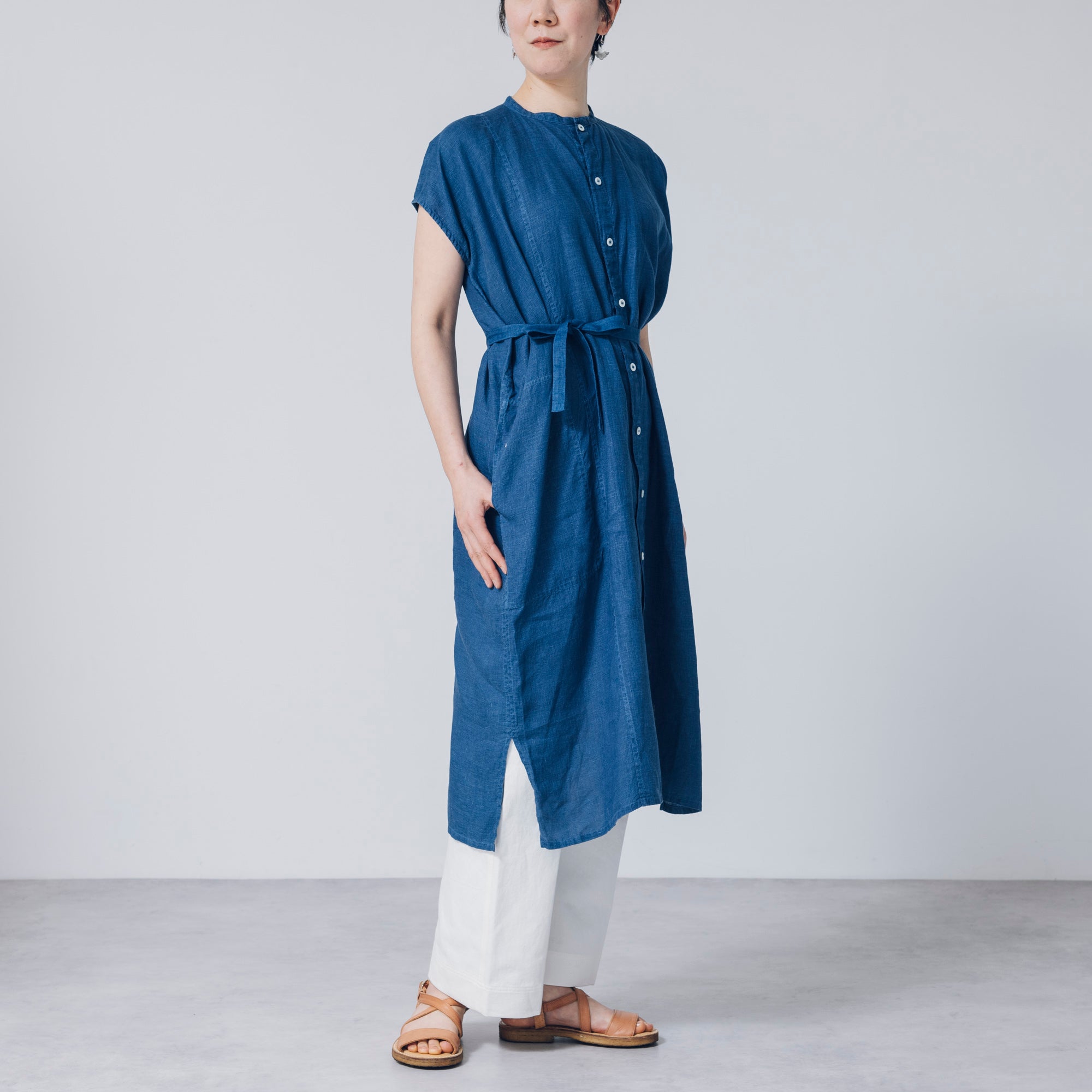 越前ワンピース・ノースリーブ］リネン/いとしろ藍ダーク