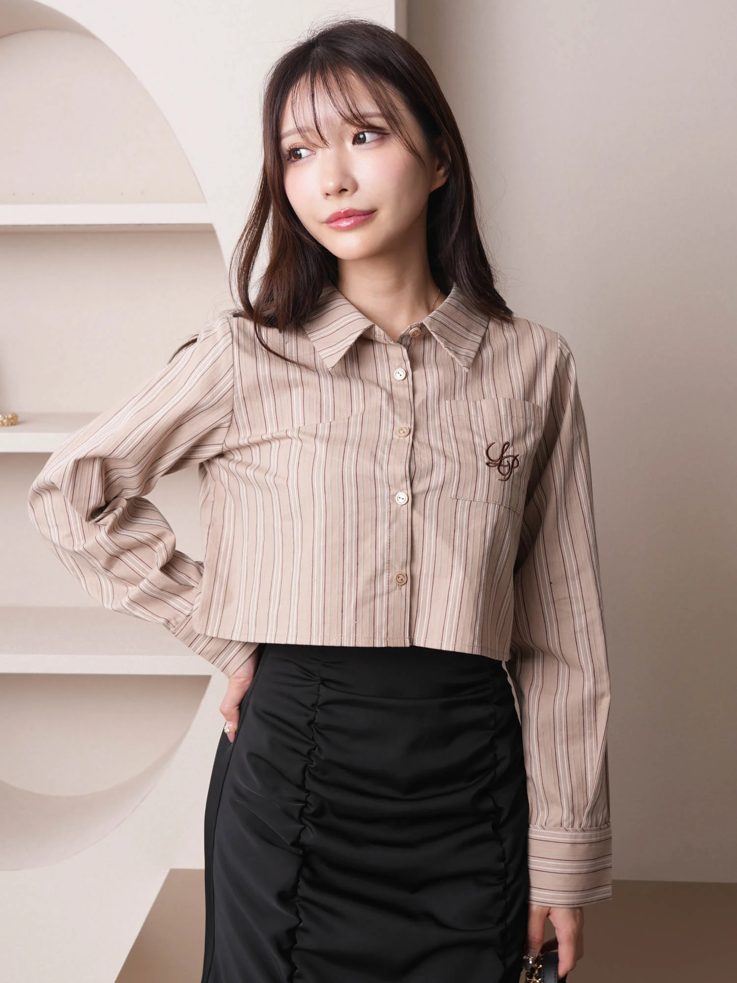 LIP SERVICE（リップサービス）｜ ネクタイSETクロップドシャツ