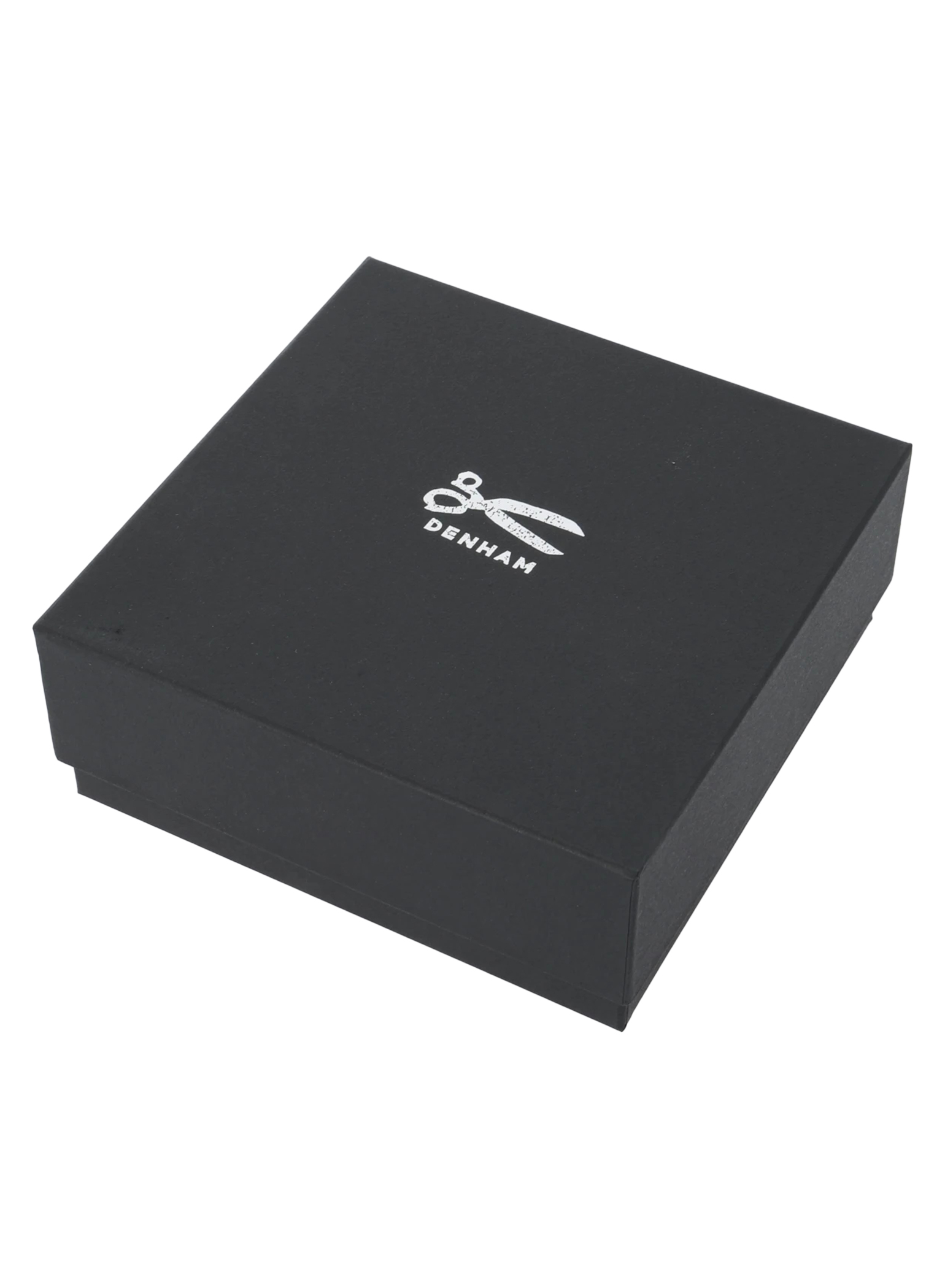 STUDS BELT アイテム詳細｜DENHAM（デンハム）日本公式オンラインストア