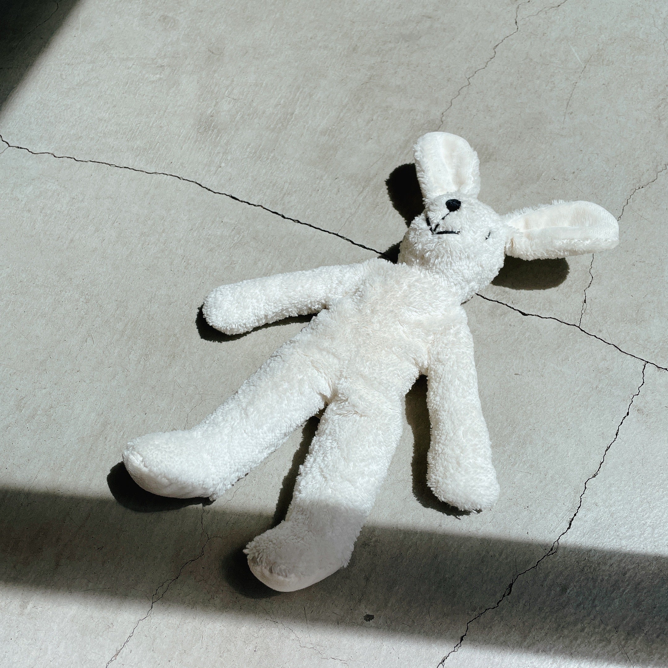 SENGER ぬいぐるみ うさぎ（白） – It's So Easy