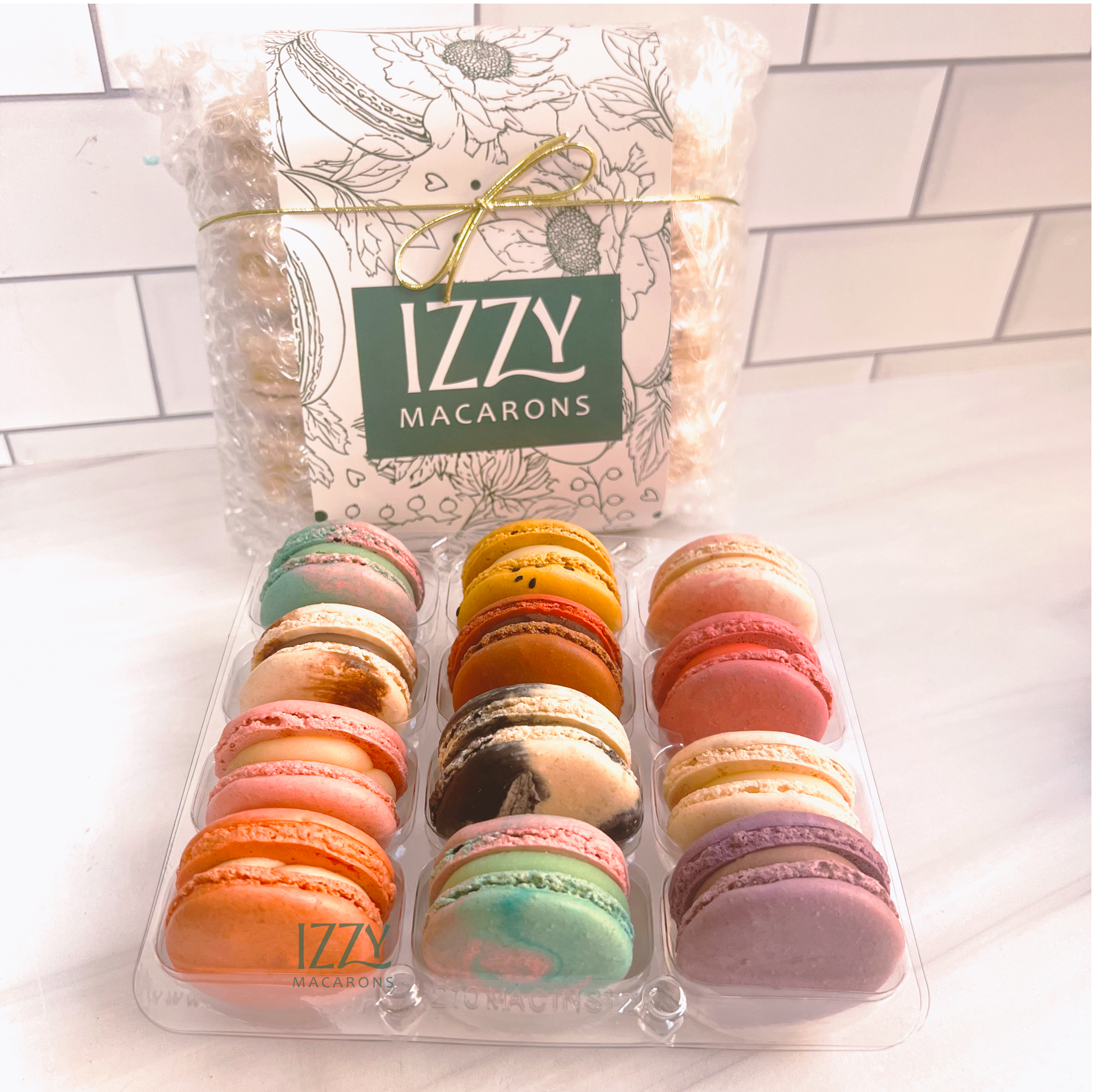 Izzy Macarons - Surprise Me - Variety Pack - French Macaron
