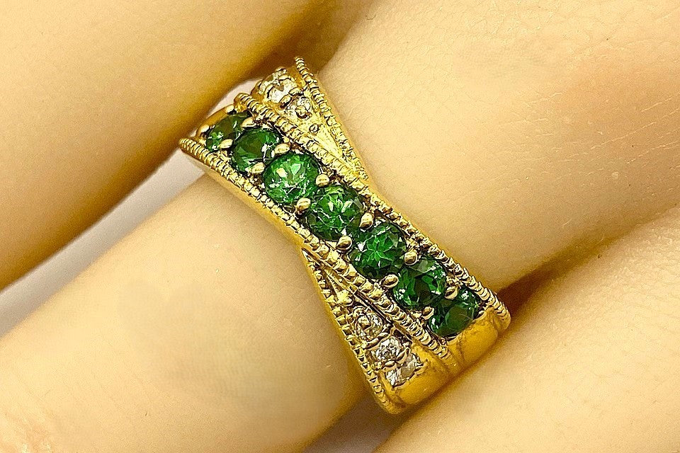 Green Garnet K18グリーンガーネット ダイヤモンドリング (NO.48985