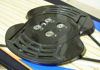 BURTON Elevator: 人板一体