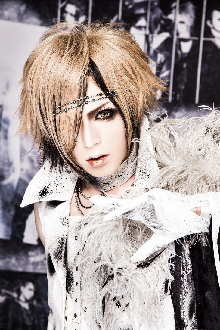 DIAURA's Best-of Album 
