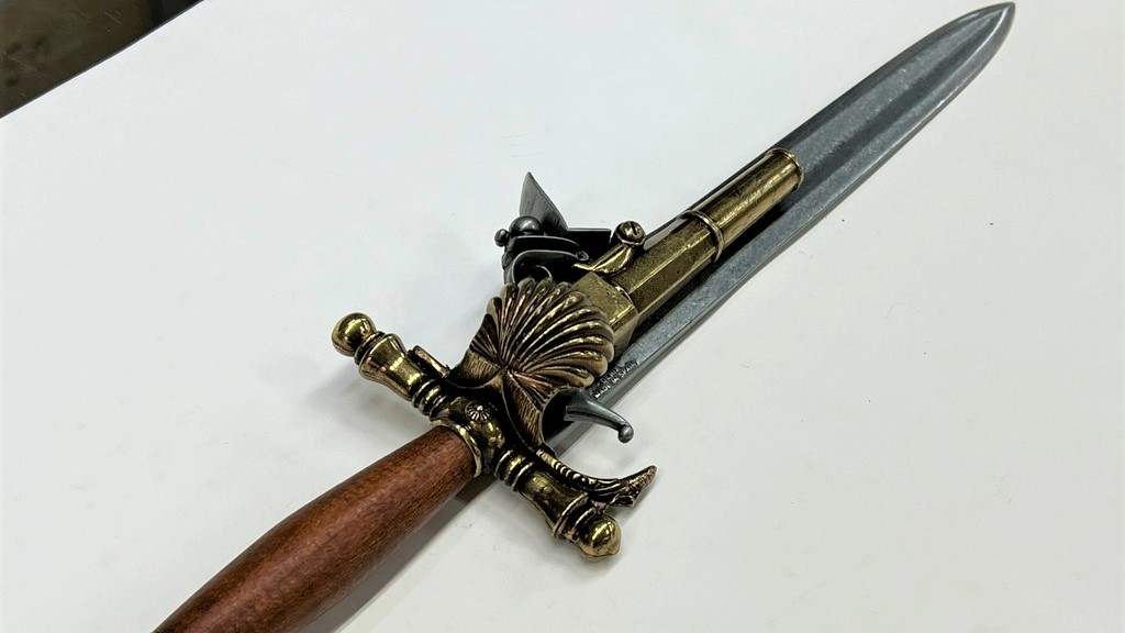 鎌倉 山海堂商店 西洋武器リスト (Sankaido Store in Kamakura)