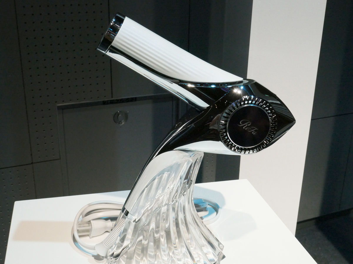 ReFaから選べる3つのドライヤー 顔周りアレンジ得意なフィンガー