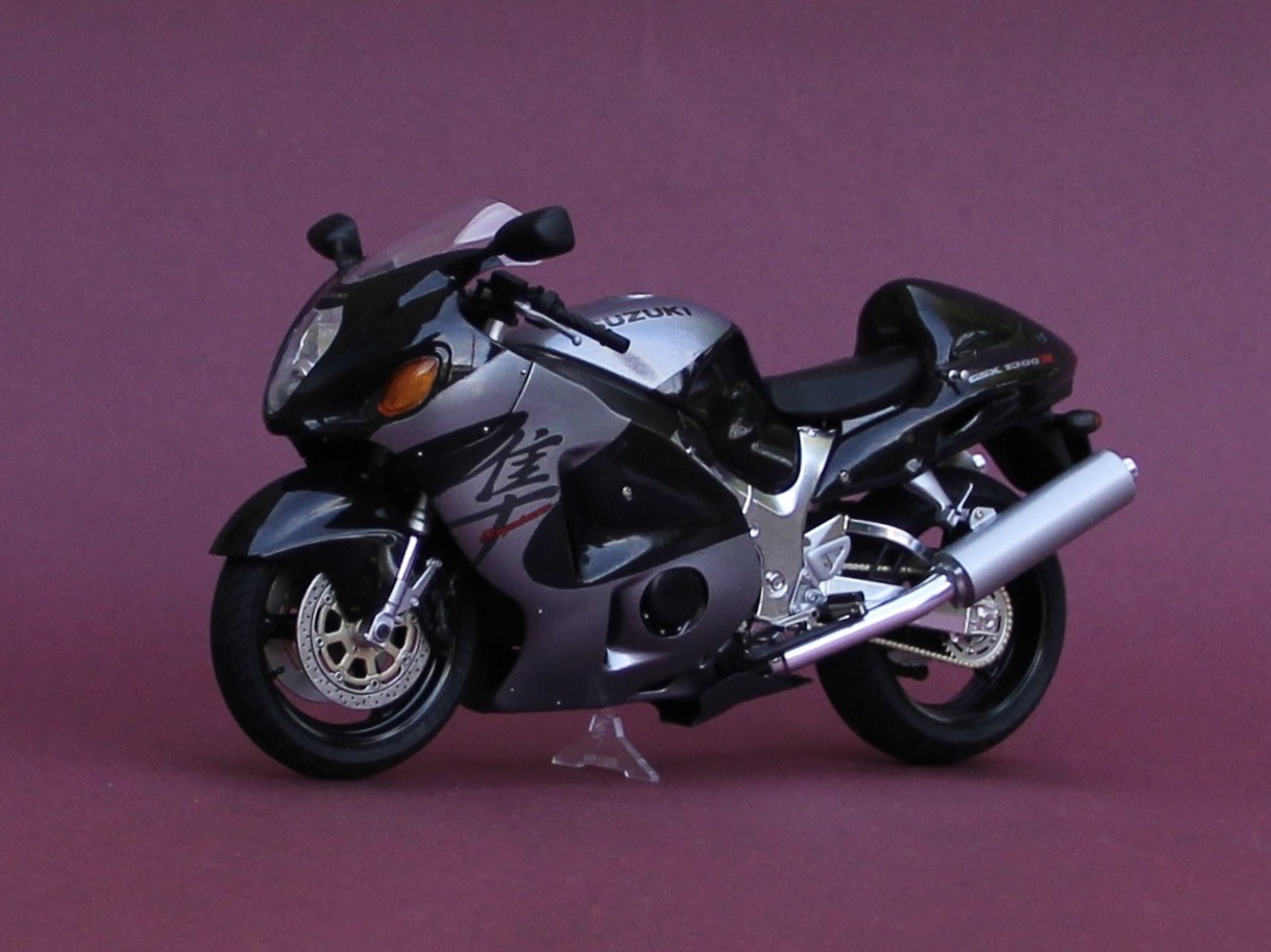 No.44 タミヤ 1/12 スズキ GSX1300R 隼 – 模型製作 かえる工房
