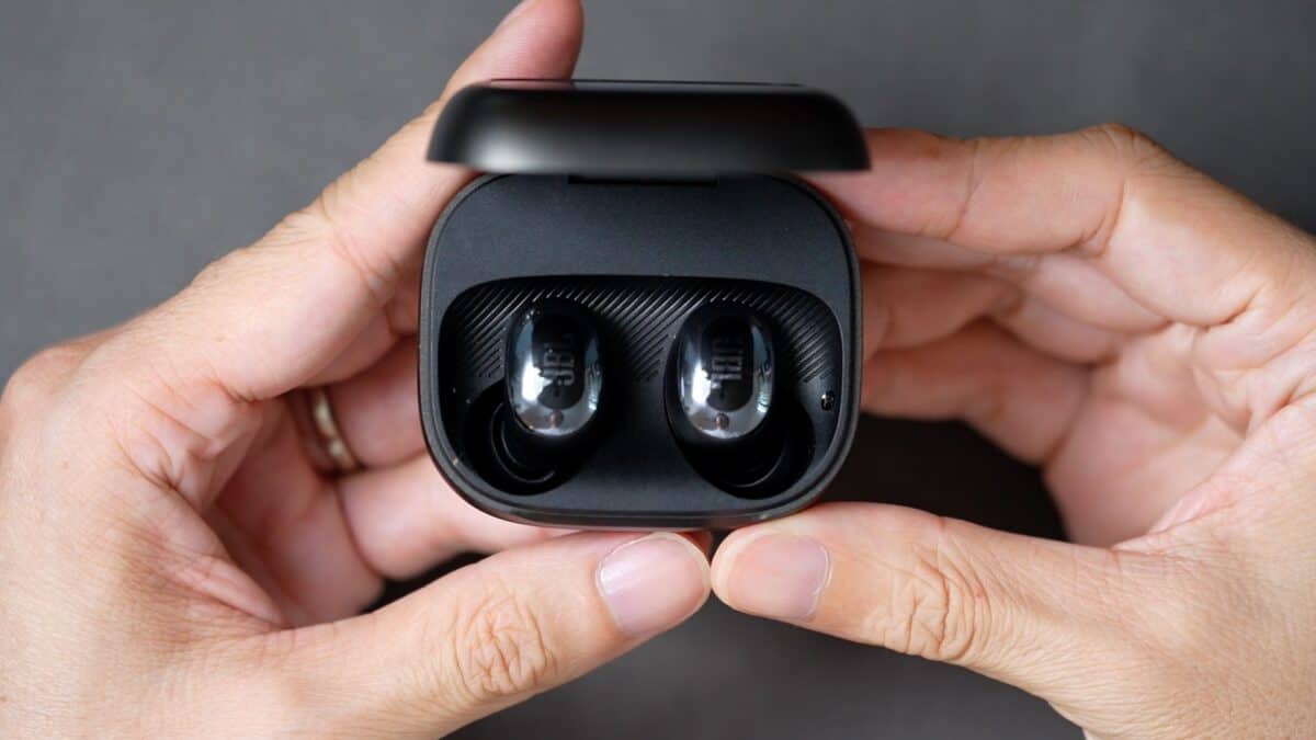 ブラックフライデーで超安い】JBL LIVE BUDS 3 レビュー｜LIVE BEAM 3