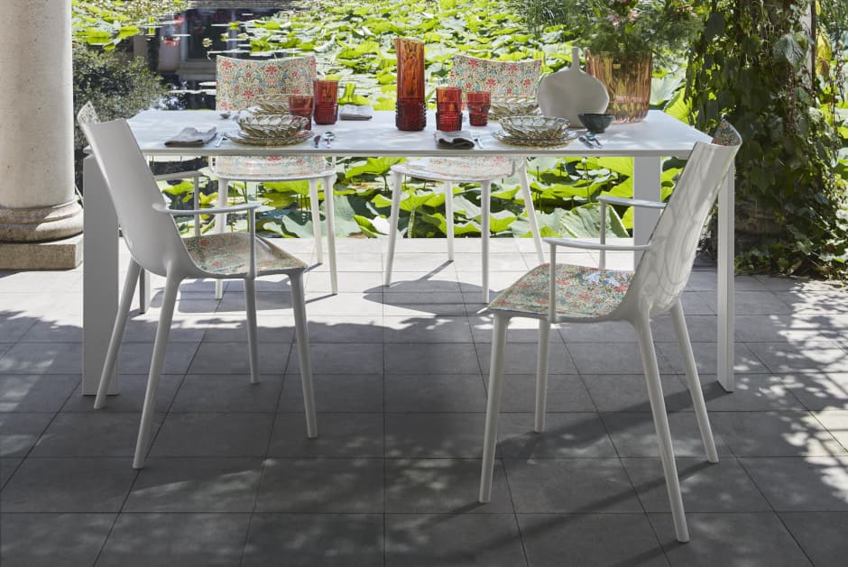 ミラノサローネで注目を集めた新作が日本上陸！フィリップ・スタルク