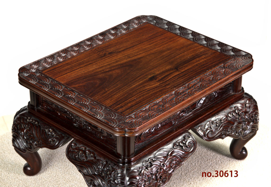 花台: 紫檀 香炉台 佐藤作 波亀地彫り 巾36cm 唐木指物 no.30613