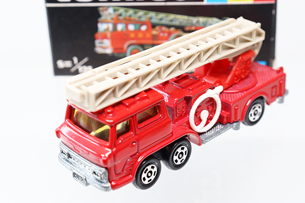 ミニカーショップ ケンボックス トミカ 黒箱☆29☆日野ハシゴ 消防車