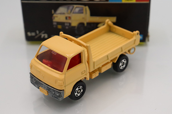 ミニカーショップ ケンボックス トミカ 黒箱☆10-3-6☆三菱キャンター