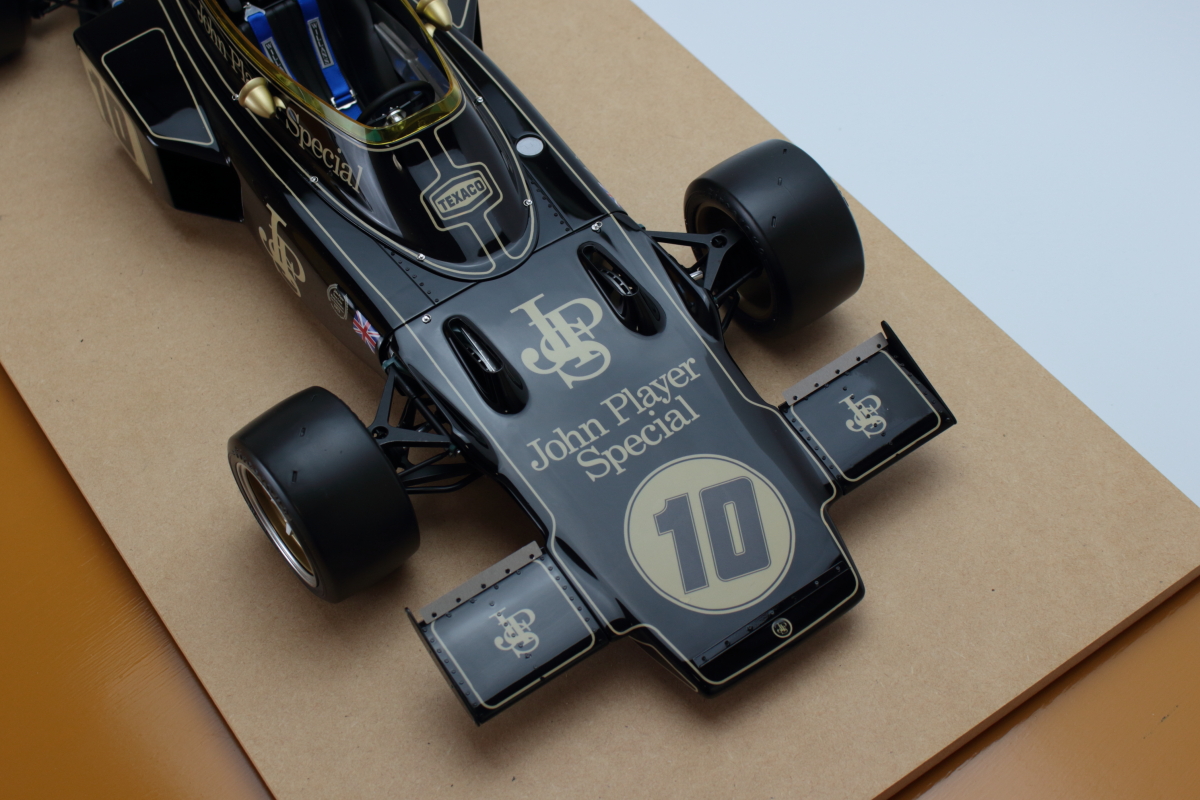 ポケール 1/8ロータス72 | Kenji's Scale Model Workshop