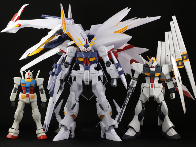 HGUC 1/144 ペーネロペー 閃光のハサウェイ 素組 完成品 逆シャア