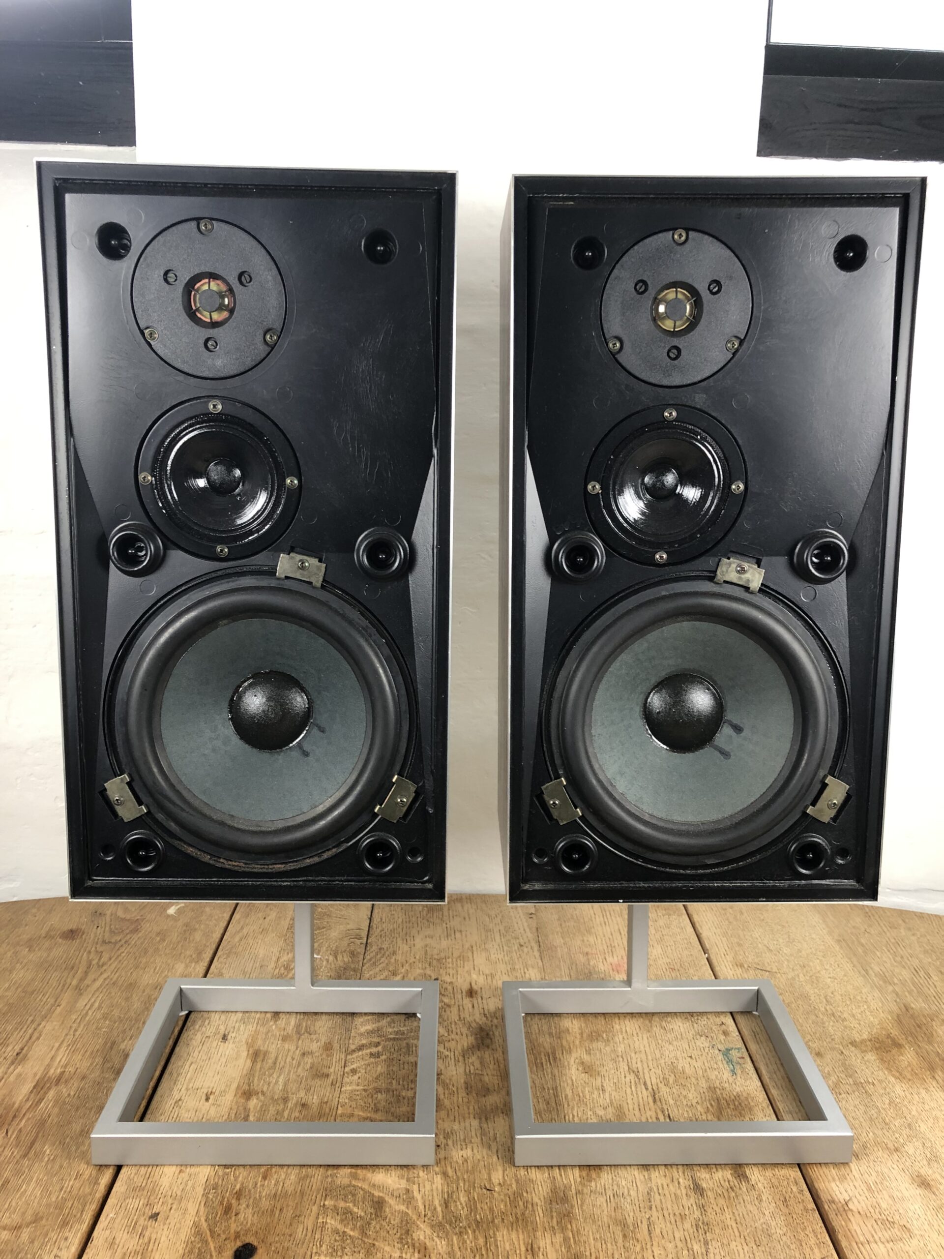 Bang & Olufsen products and spare parts at Kose Trading