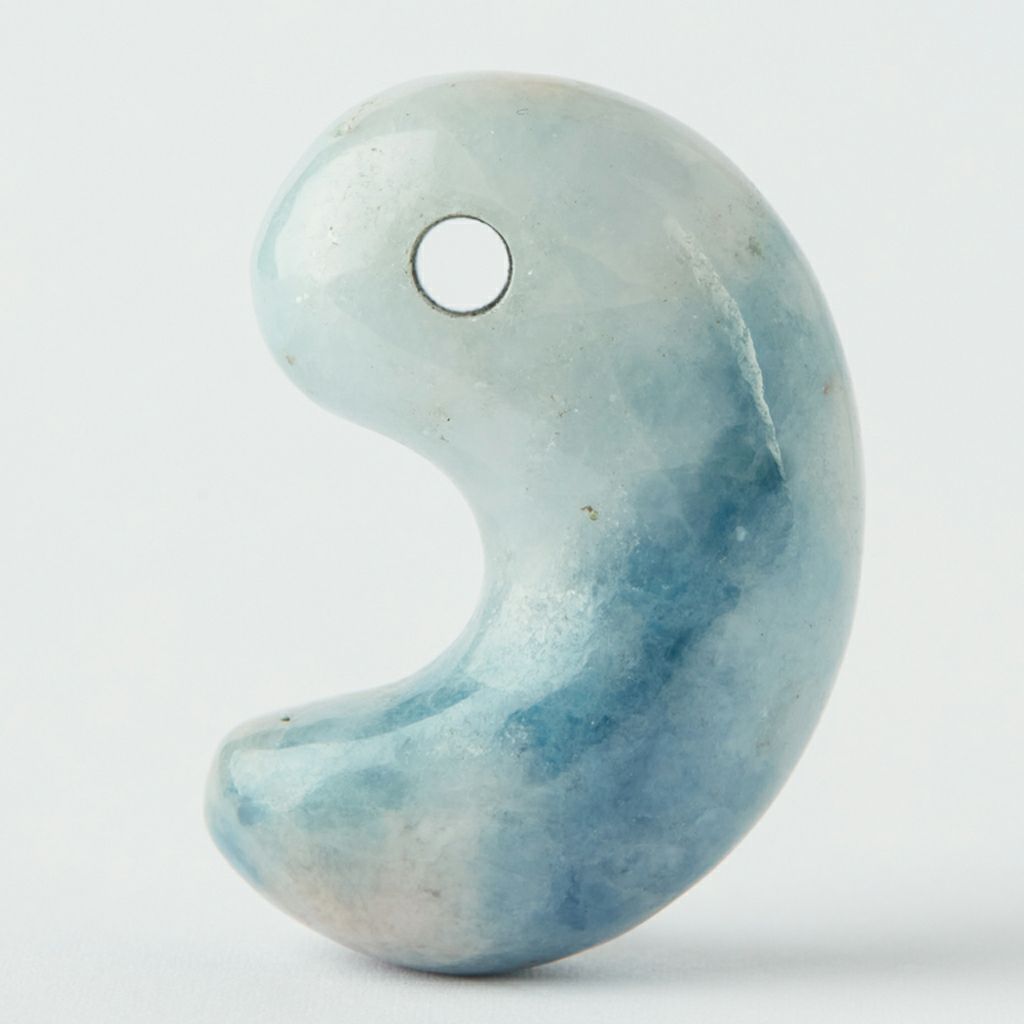 プレミアム・入コン沢・神話の勾玉・透明感良し・艶美麗】（プレミアム