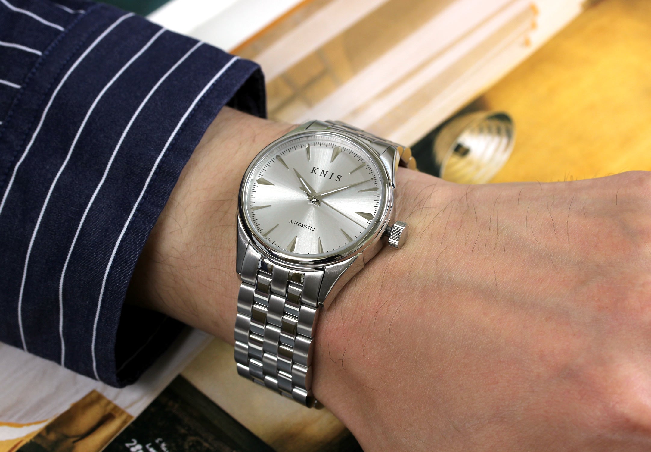 KNIS 自動巻き サンレイダイアル ホワイトシルバー KN001-WH