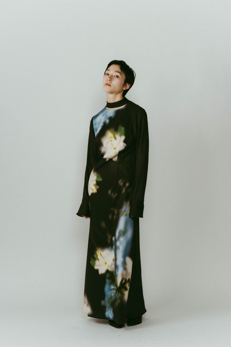 blurry flower one piece/black | KNUTH MARF