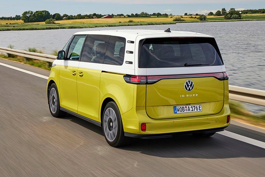 ワーゲンバス」が復活だ！ フォルクスワーゲン ID.BUZZに初試乗。の