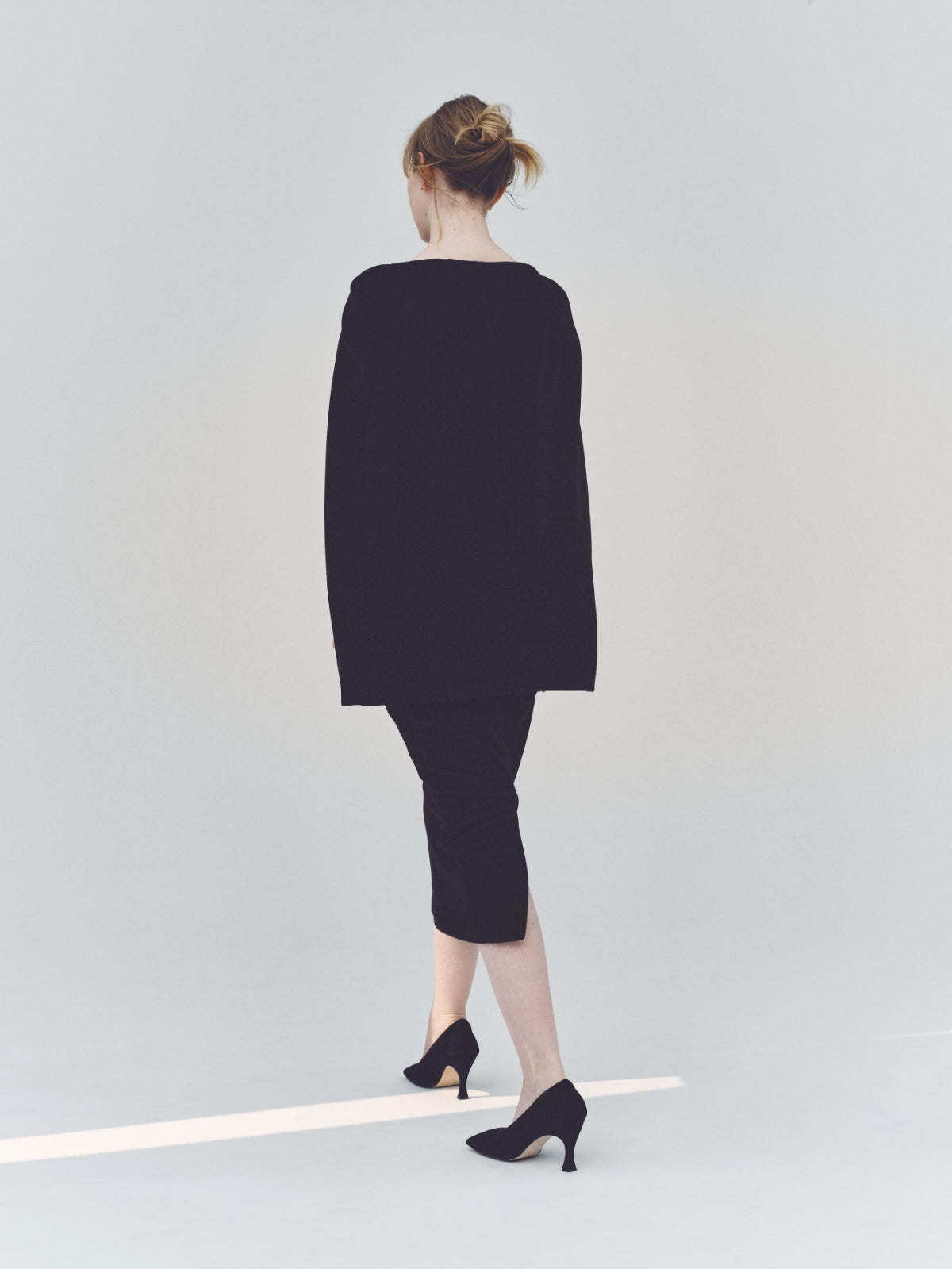 ローブブランlaubeblanc Narrow line Cape Dress Narrow line Cape