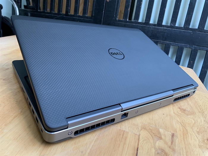Dell Precision 7520 i7-7820HQ / Ram 16GB / SSD 256GB / Màn 15.6