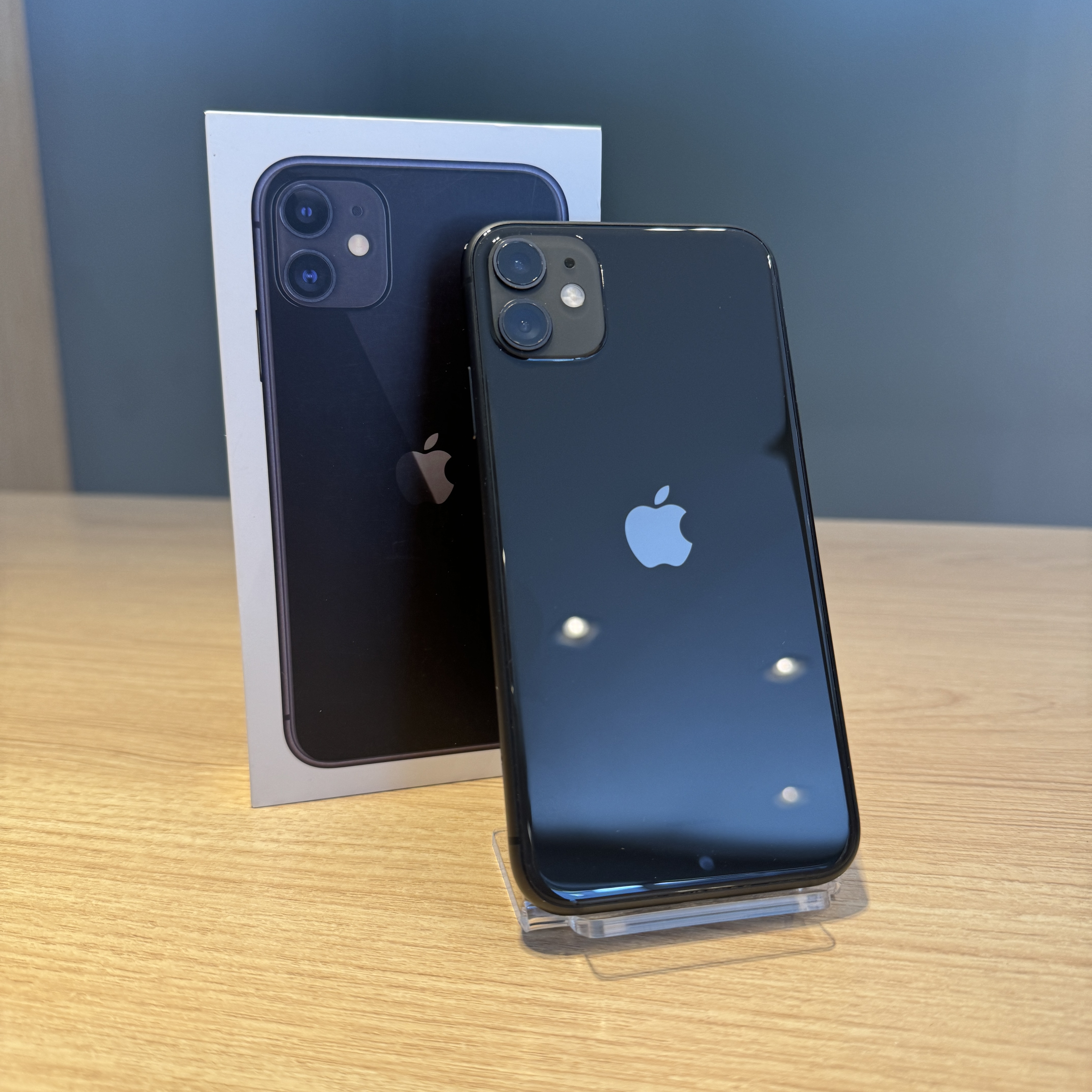 iPhone 11 128GB PRETO (seminovo) – LS