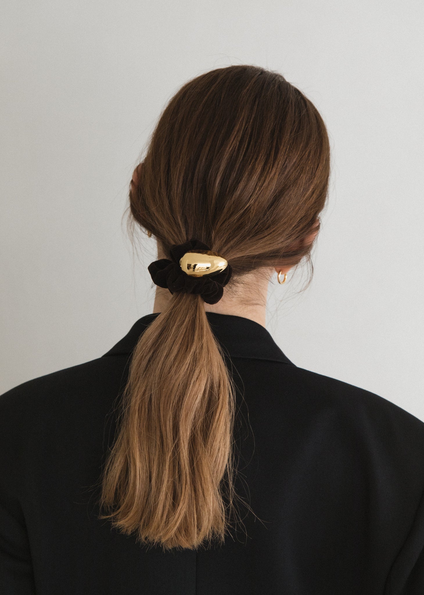 E-VELVET(Brown) – LETICIA