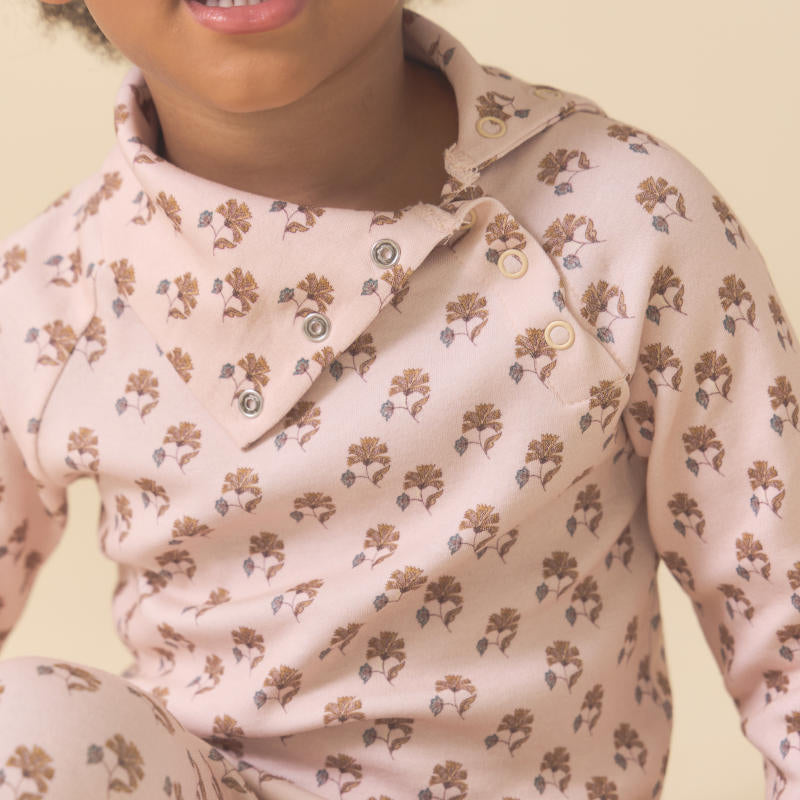 Lali Kids（ラリキッズ）2025AW Snap Turtleneck in Textured Floral