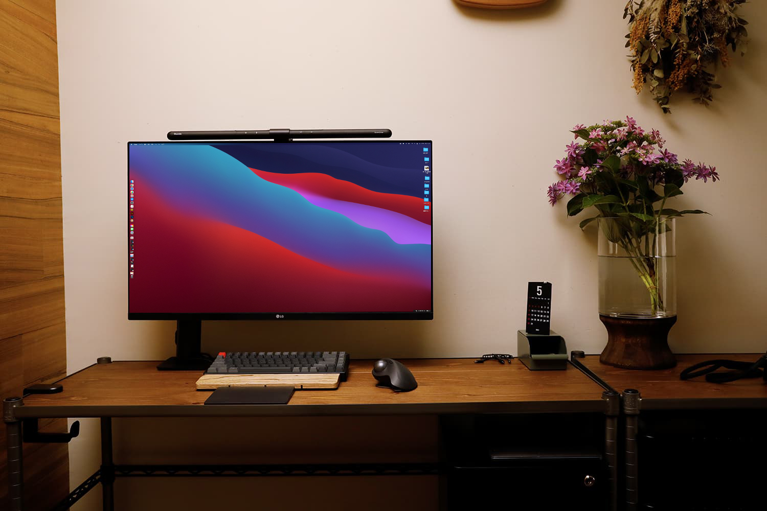 LG エルゴノミクス スタンド 4Kモニター レビュー｜狭小デスクで大画面