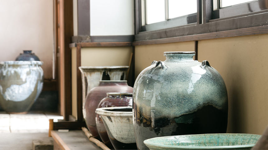 仙台の土と釉薬で作られる陶器に 魅せられる。300年の歴史を持つ 「堤