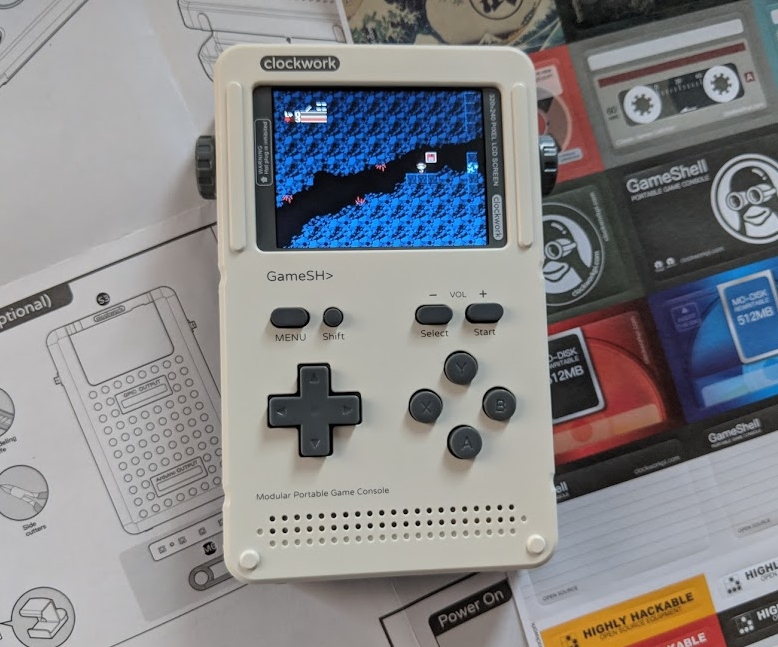 Gameshell modular DIY handheld game console: unboxing, assembly