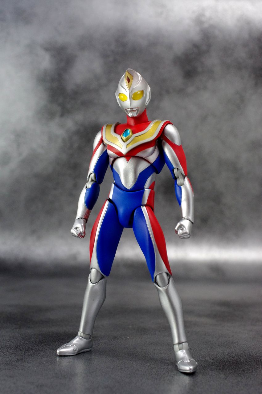 ULTRA-ACT ウルトラマンダイナ フラッシュタイプ レビュー : ほっぱー