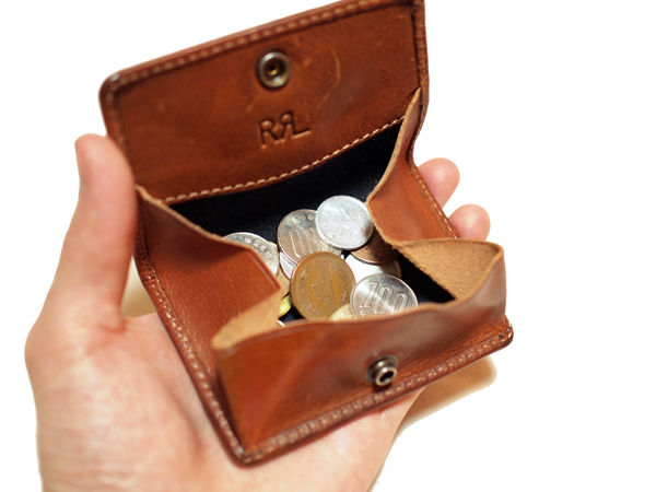 RRL】さり気なくカッコ良いコンチョボタンを使用したレザーコイン