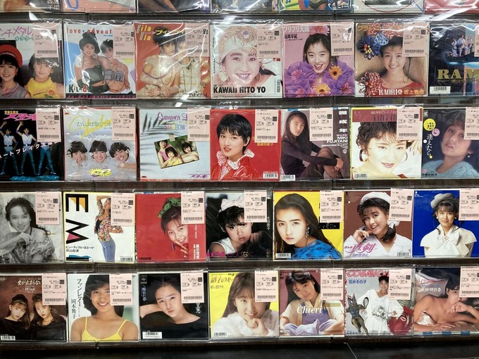 5/20(火)中古レコード入荷情報《80'sアイドル7インチ350枚以上