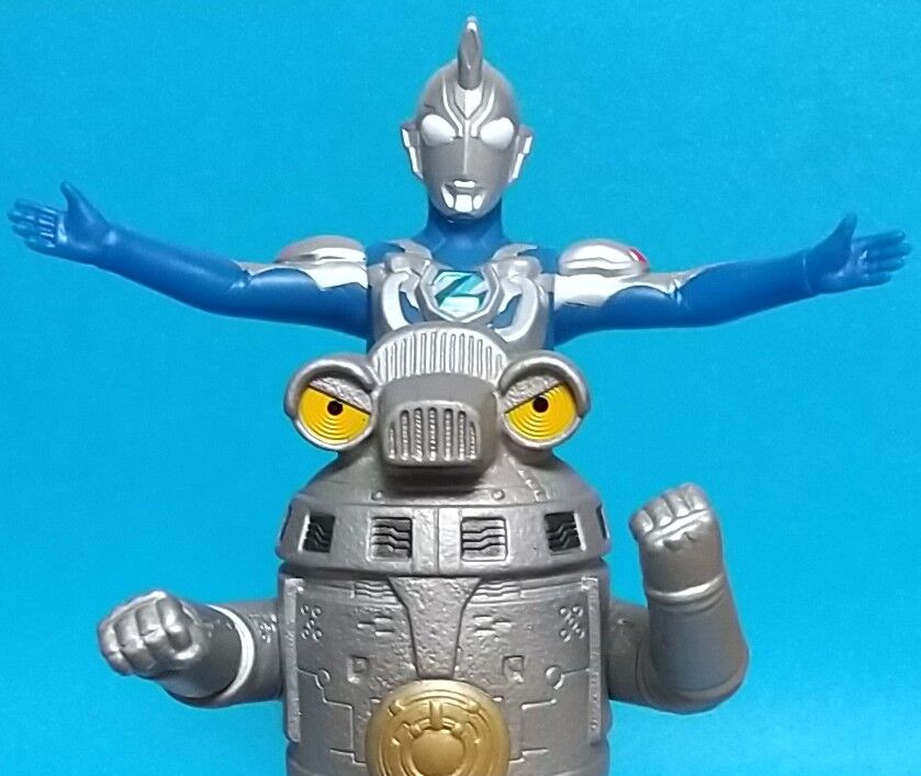ご唱和ください！、硬芯鉄拳弾ver.の2体セット】ウルトラヒーロー