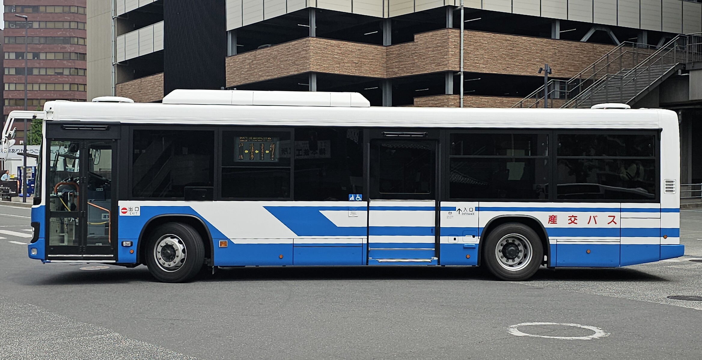 九州産交バス 熊本200か1938 : 🚌BUS画像館熊本🚏九州産交バス 運転