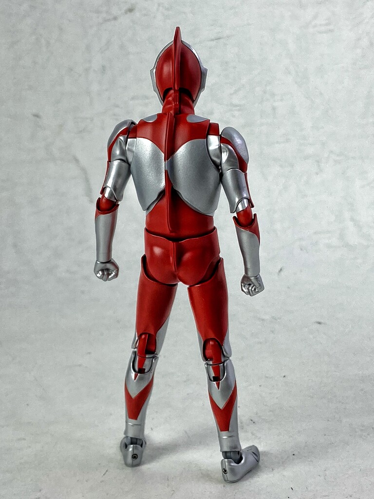 S.H.Figuarts (真骨彫製法) ウルトラマン レビュー : えるけーえぬ