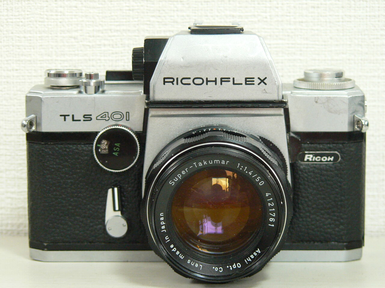 第375回目 リコーフレックスTLS401 : ポンコツとうさんの「カメラの写真」