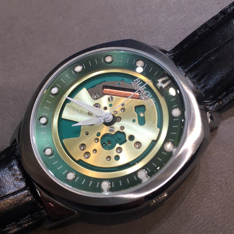 クオーツ時計でなめらかな秒針《BULOVA》 アキュトロンⅡ Alpha