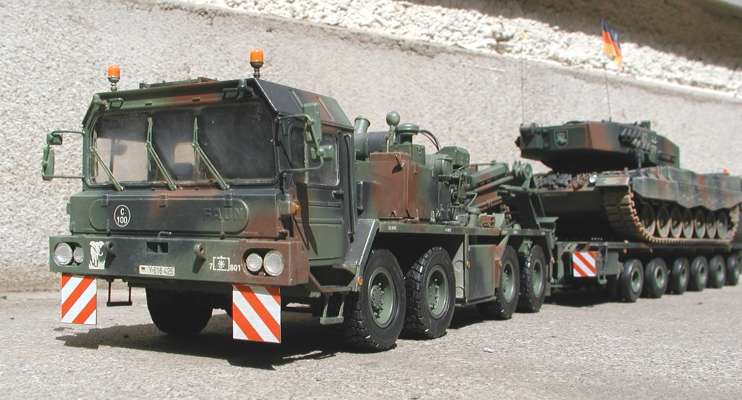 ◉ファウン SLT-56 タンクトランスポーター（TRUMPETER 1/35）2004年3