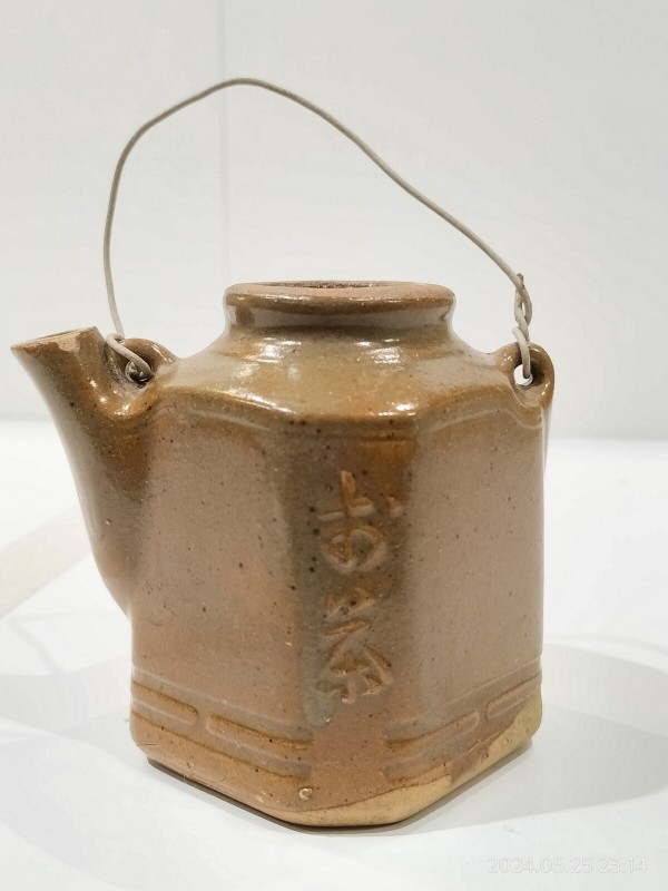 推定1916/大正5/鉄道院/汽車土瓶/駅で売られていた車内でお茶を飲む